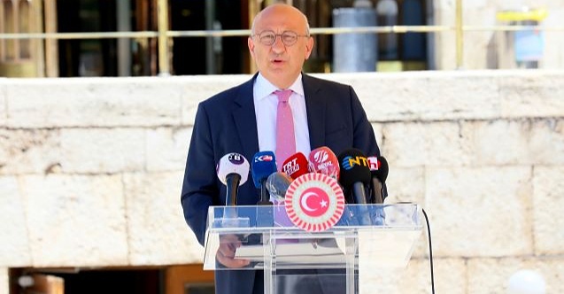 Utku Çakırözer'den basın özgürlüğü raporu