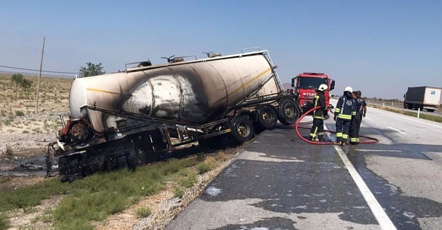 Tekeri kilitlenen tanker dehşet saçtı