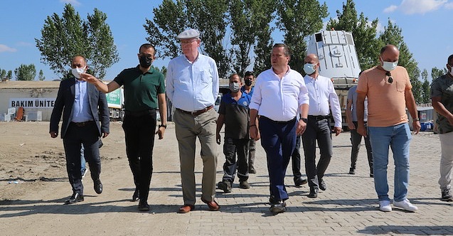 Başkan Kurt Temizlik İşleri şantiyesinde