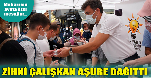 AK Partili Zihni Çalışkan aşure dağıttı