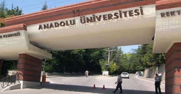 Anadolu, öğrencilerine spor bursu verecek