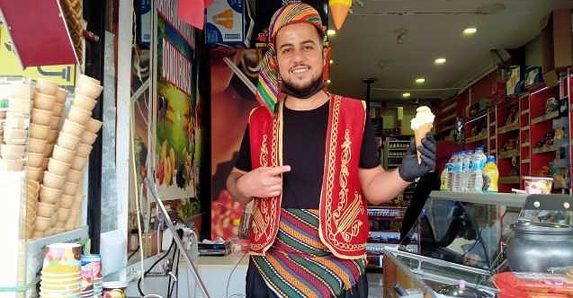 İş bulamayan mühendis dondurmacı oldu