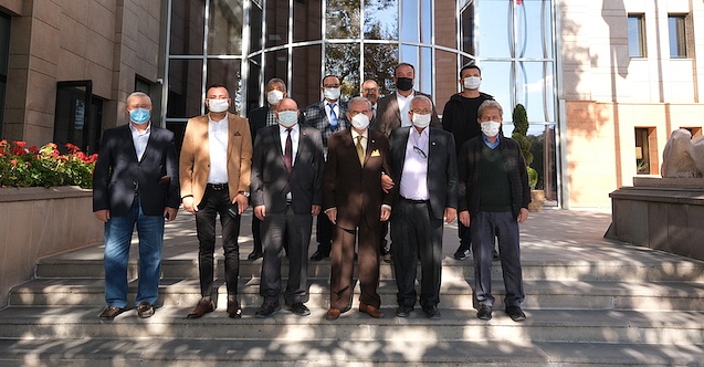 CHP'li ilçe başkanları Büyükşehir'de