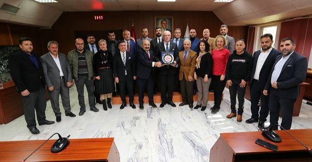 Başkan Kurt: İnsanlar birbine tahammül etmeli!