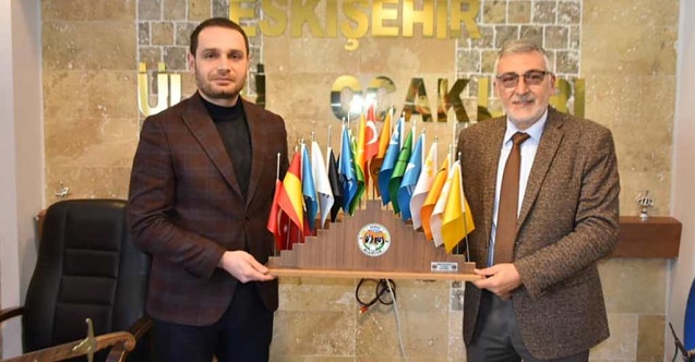 Başkan Bozkurt Ülkü Ocakları'nda