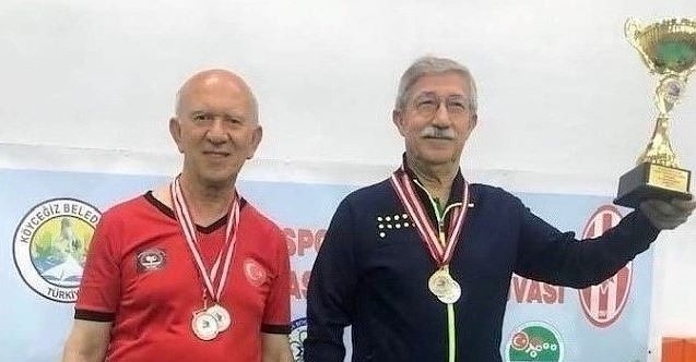 71'lik dede Eskişehir'e madalyalar getirdi!