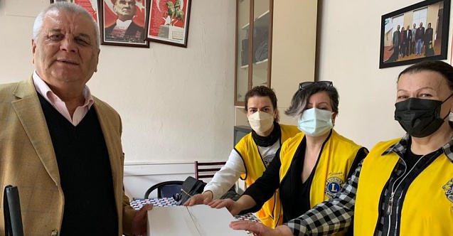 Eskişehir'de görme engellilere erzak yardımı