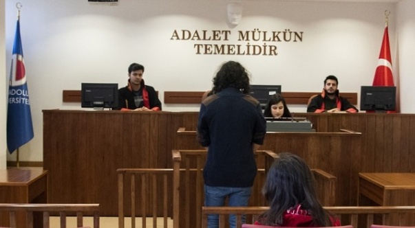 Anadolu'nun Hukuk Fakültesi dikkat çekiyor!
