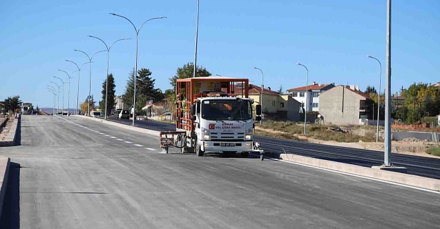 Büyükşehir'in yol çalışmaları tüm hızıyla devam ediyor