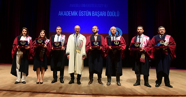 Rektör Erdal: Başarılarımız katlanarak artıyor