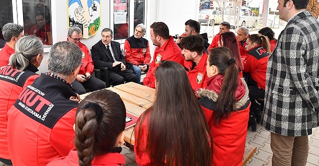 Başkan Ataç AKUT ekibiyle buluştu