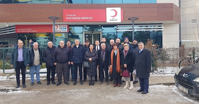 İYİ Partililer Eskişehir'de toplu kan bağışı yaptı
