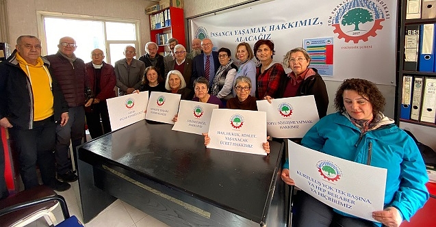 CHP'li Çakırözer emeklilerin sorunlarını dinledi