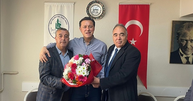 Hatipoğlu Seyyid Battal Gazi Vakfı’nı ziyaret etti