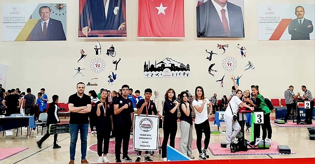 İnönü'den gittiler Türkiye şampiyonu olup döndüler!