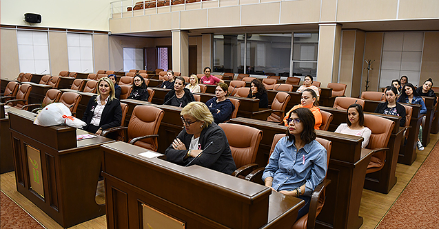 Tepebaşı Belediyesinden kadın personele meme kanseri eğitimi