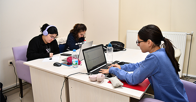 Vize dönemi boyunca 7/24 açık