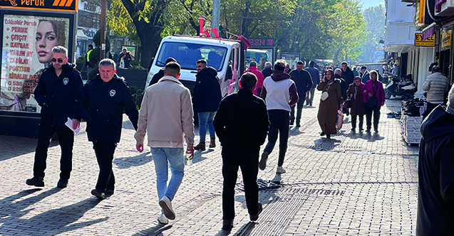 Eskişehir’de yasaklanan dilencilik yöntem değiştirdi