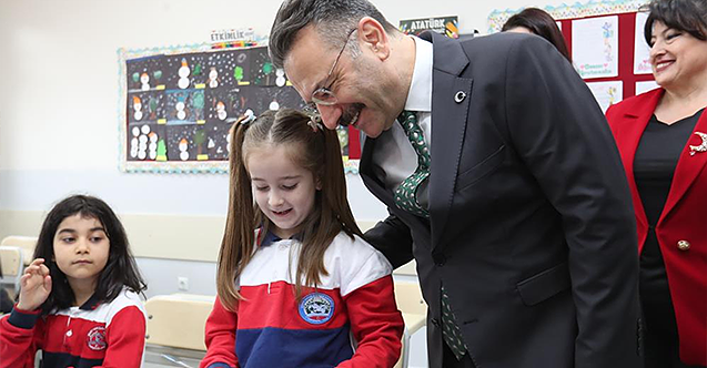 Eskişehir Valisi öğrencilerle bir araya geldi