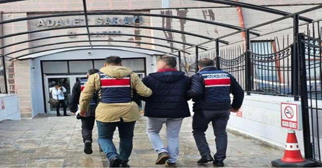 Firari FETÖ üyesi jandarma ekiplerince yakalandı