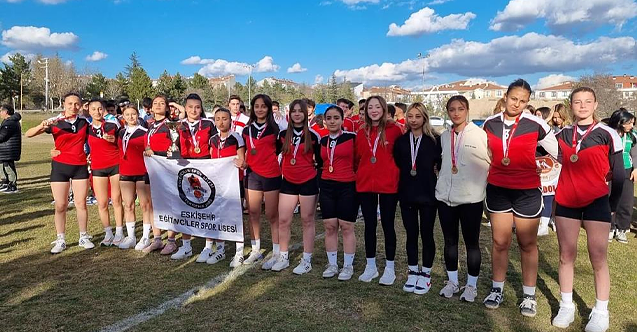Eskişehirli sporcular ragbi dalında da başarısını devam ettiriyor