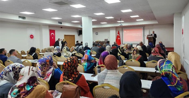 İşitme engellilere dini kavramlar semineri