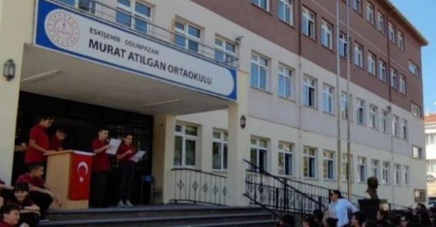 Murat Atılgan Ortaokulu eski günlerine döndü