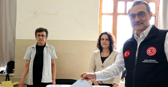 AK Parti Eskişehir Milletvekili Fatih Dönmez oyunu kullandı