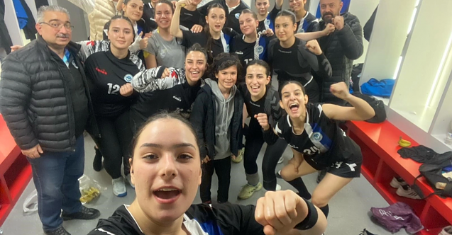 Odunpazarı Gençlik ve Spor Kulübü Kadın Hentbol Takımı finale çıktı