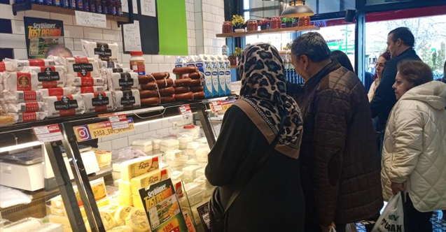 Ramazan Ayı şarküteri esnafının yüzünü güldürdü