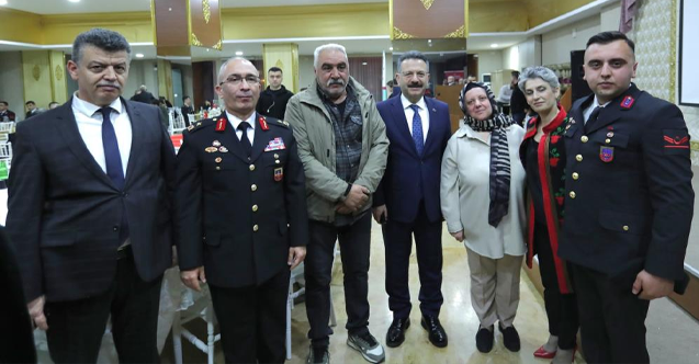 Şehitler, gaziler ve aileleri onuruna iftar yemeği düzenlendi
