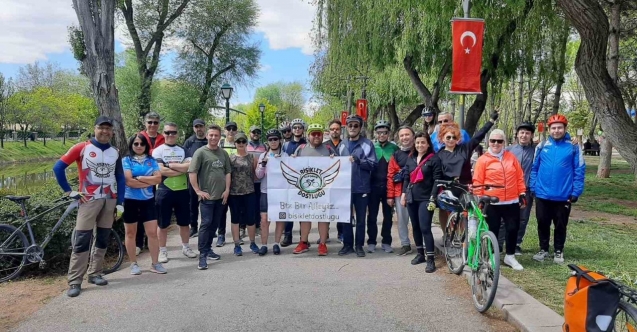 25 kişi bisiklete özendirmek için planladı