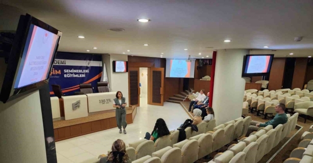 Eskişehir’de şarküteri işletmelerine gıda güvenliği eğitimi