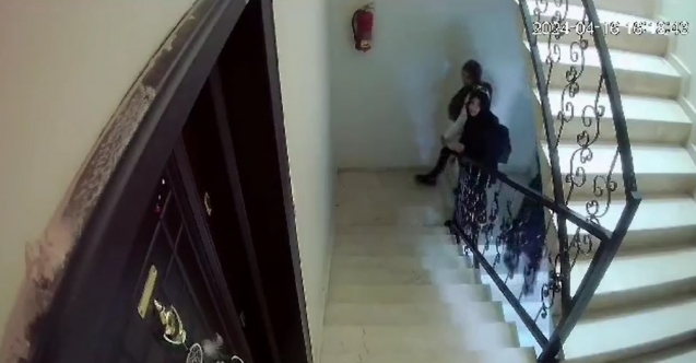 Hırsızlık amacıyla apartmana giren kadınlara güvenlik kamerası engel oldu