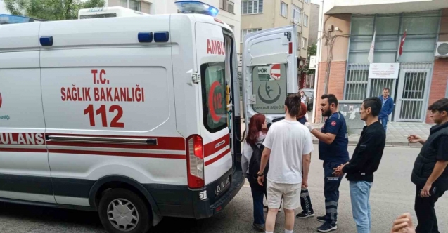 Motosiklet bisiklete çarptı: 2 yaralı