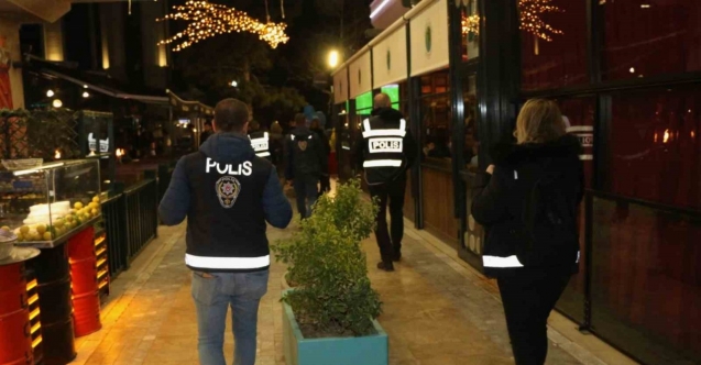 Polis ekipleri 6 bin 762 şüpheliyi sorgulayıp bin 93 aracı kontrol etti