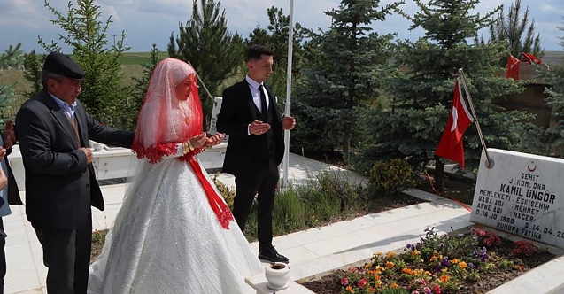 Şehit ailesinin mutlu günü