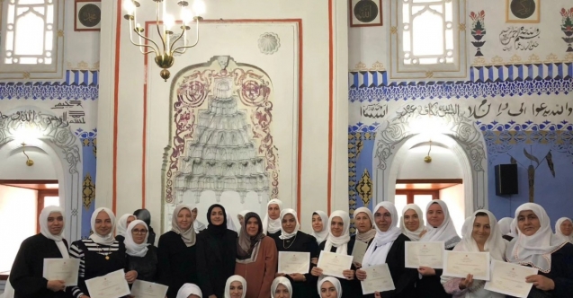 Sivrihisar’da Kur’an kursları kapanış programı düzenlendi.