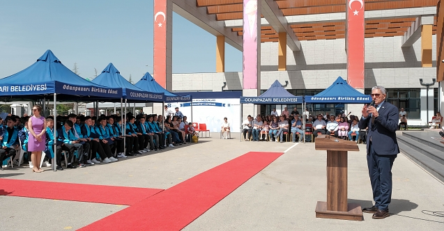 "Sizler geleceğin Türkiye'sinin temellerini atacaksınız"