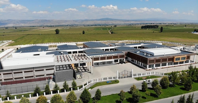Türkiye'ye örnek okulumuza 390 öğrenci alacağız