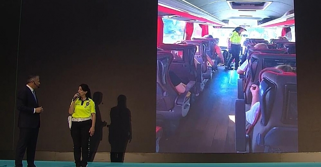 Yaptığı uyarı ile facianın önüne geçen polis Nihal Uzpeder tebrik edildi