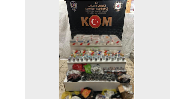160 bin TL değerinde kaçak tütün ve mamulleri ele geçirildi