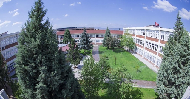 Eğitim Fakültesi başarısını artırıyor