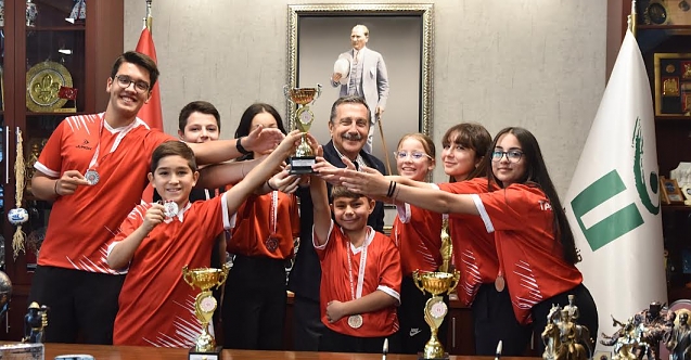 Başarılı sporculardan Ataç'a ziyaret