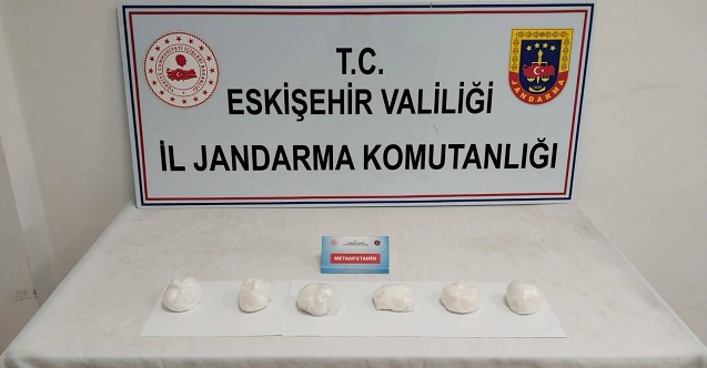 Uyuşturucu taciri jandarmadan kaçamadı
