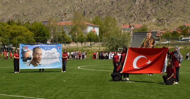 19 Mayıs ilçelerde coşku içinde kutlandı