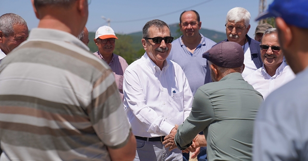 "Mahallelerimizi Ayırmadan Hizmet Ediyoruz"