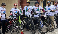 Filistine destek için 41 saat pedal çevirdiler