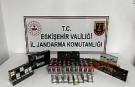 Jandarma şüpheli şahıslardan 35 bin TL değerinde kaçak sigara ele geçirdi