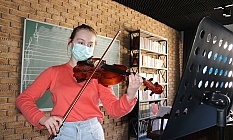 O okul uluslararası müzik sanatçıları yetiştiriyor